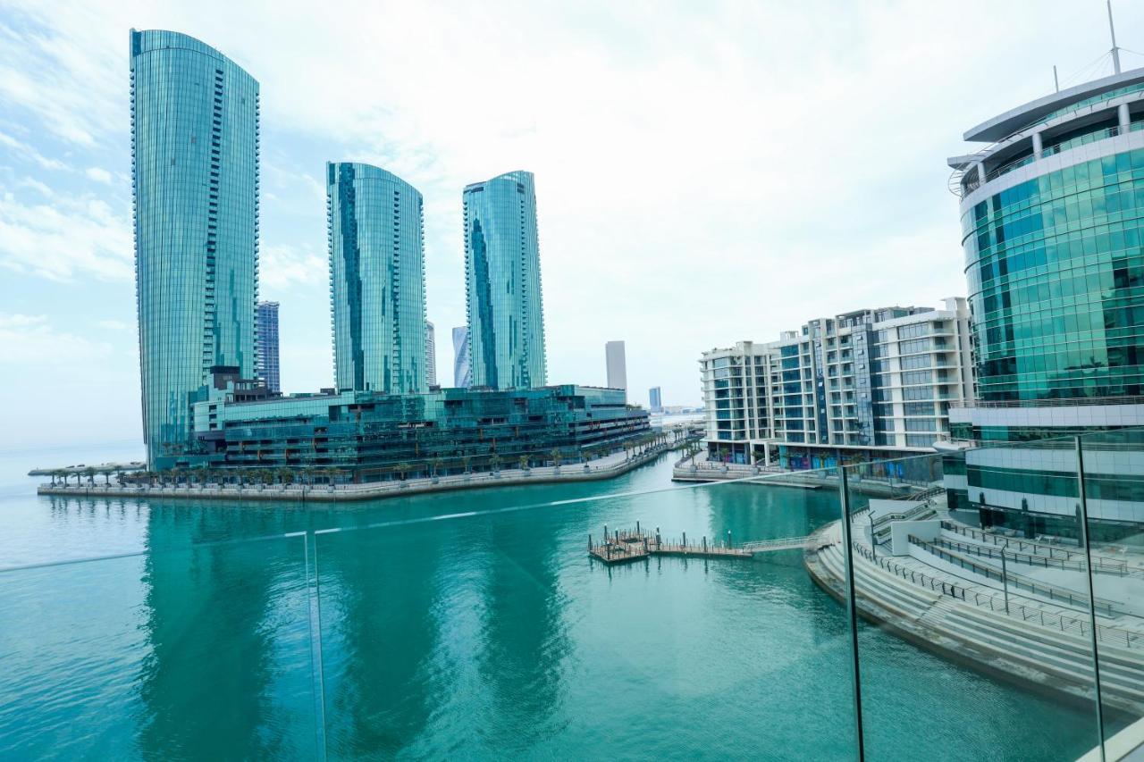 Hotel Charthouse Bahrain Manama Zewnętrze zdjęcie The residential complex of Al Bandar