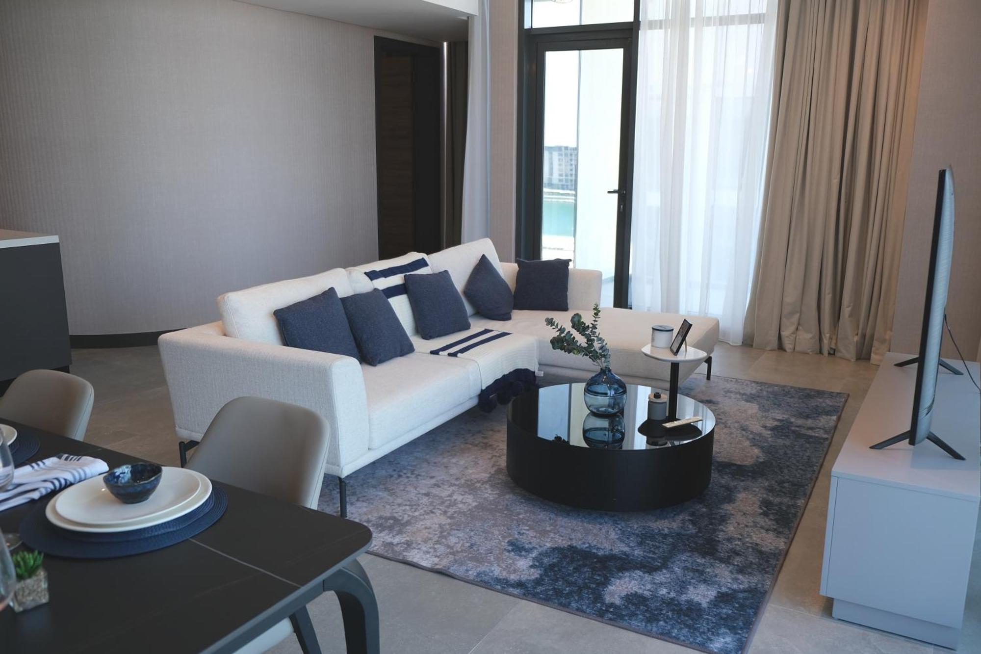Hotel Charthouse Bahrain Manama Zewnętrze zdjęcie Living room